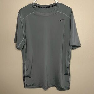 Nike mens  dri fit Xl athletic shirt grey mq